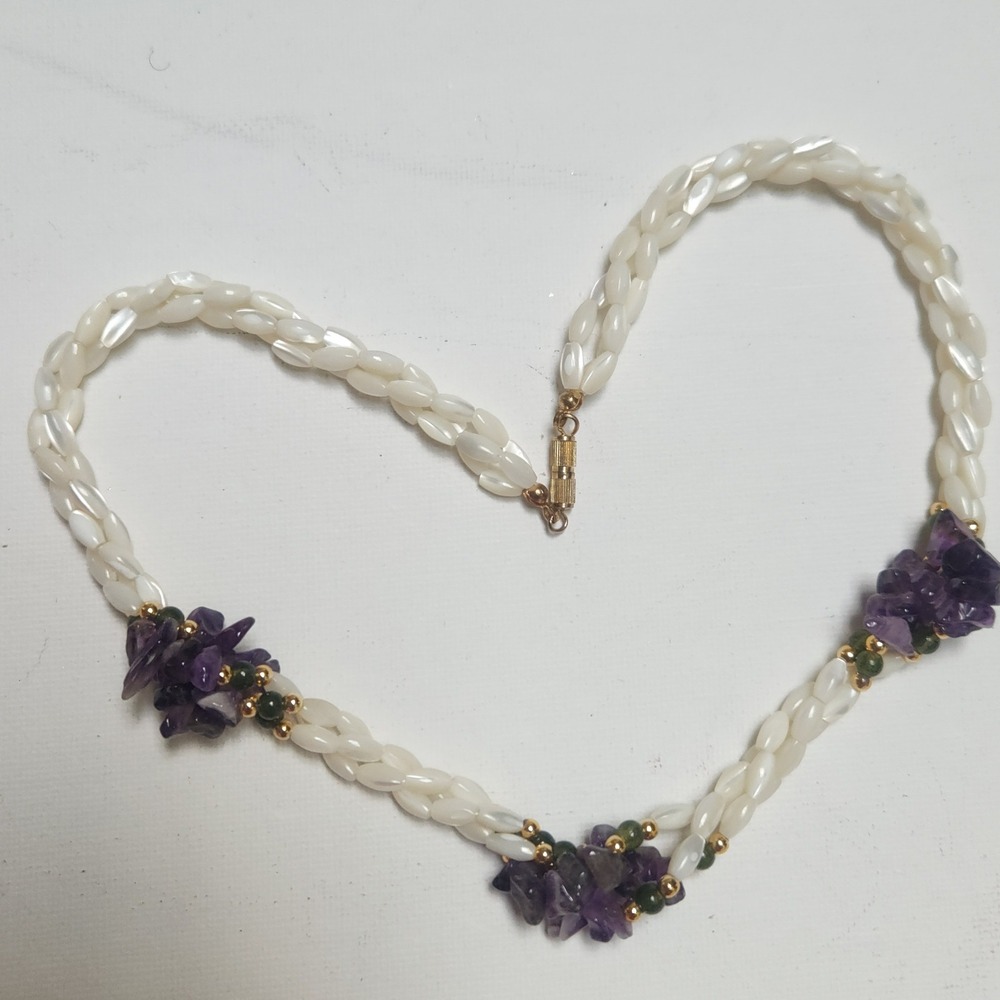 Vintage Mother of Pearl Amethyst Jade Chip Multi Strand Necklace Gold Tone Clasp - Picture 2 of 15